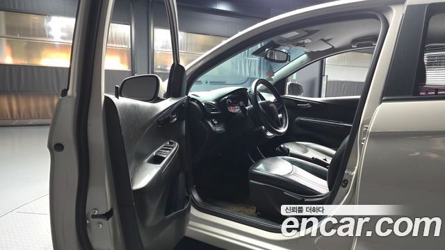 Chevrolet Spark Premier 2019 — фото 10