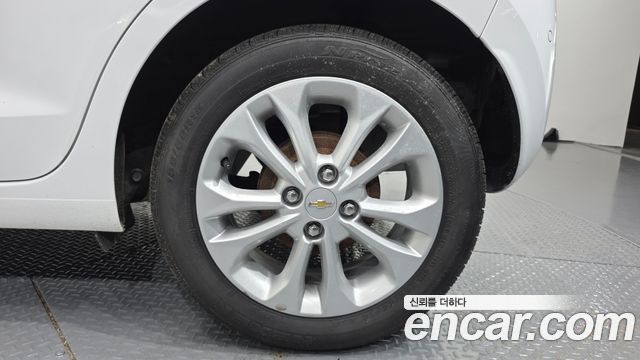 Chevrolet Spark Premier 2022 — фото 21