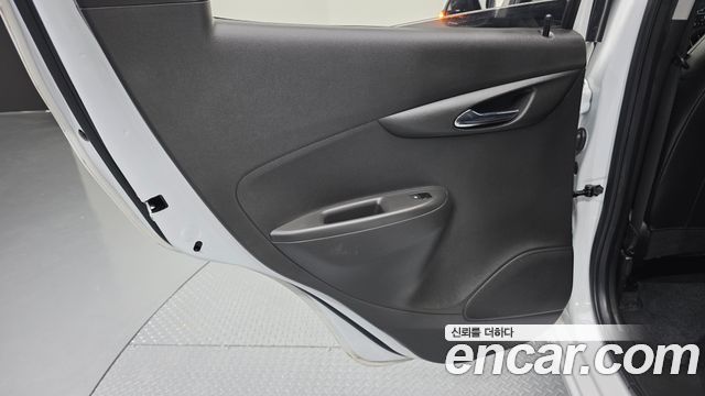 Chevrolet Spark Premier 2022 — фото 25