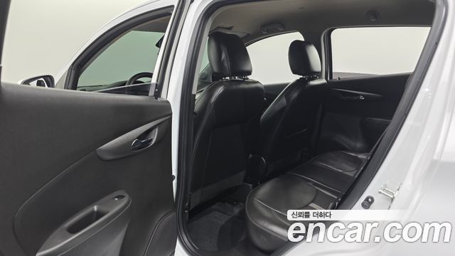 Chevrolet Spark Premier 2022 — фото 28