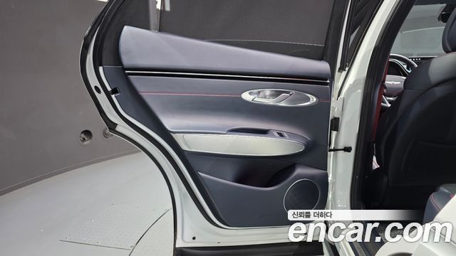 Genesis GV70 2.5T Gasoline 2WD 2022 — фото 25