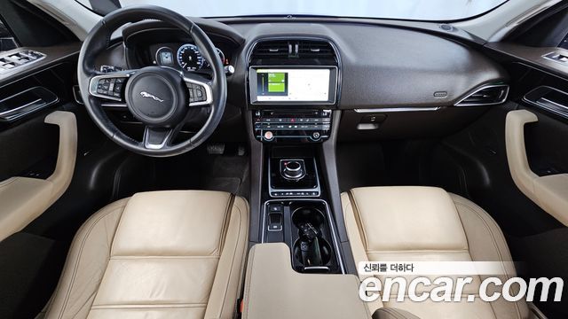Jaguar F-PACE 20d Prestige 2018 — фото 7
