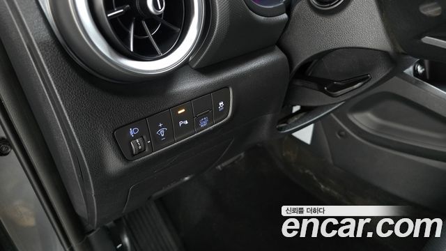 Hyundai Kona Hybrid Modern 2023 — фото 17