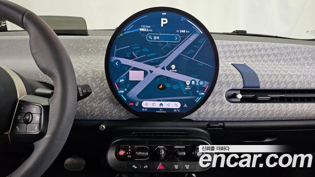 MINI Cooper Electric (IV) SE Favoured 2024 — фото 15