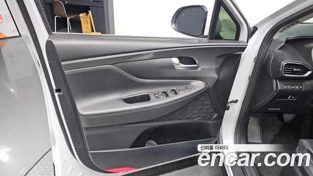Hyundai Santa Fe Diesel 2.2 2WD Prestige 2022 — фото 24
