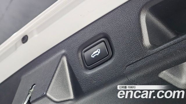 Hyundai Santa Fe Diesel 2.2 2WD Prestige 2022 — фото 28