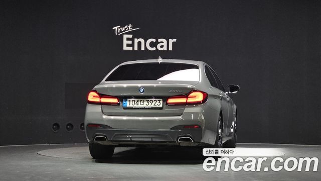 BMW 5 Series (G30) 530e M Sport 2022 — фото 4
