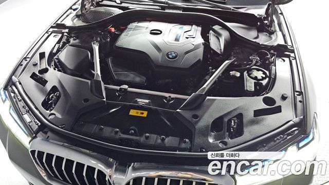 BMW 5 Series (G30) 530e M Sport 2022 — фото 6