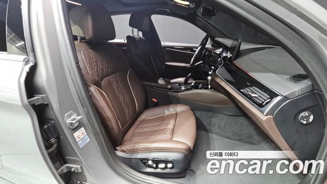 BMW 5 Series (G30) 530e M Sport 2022 — фото 11
