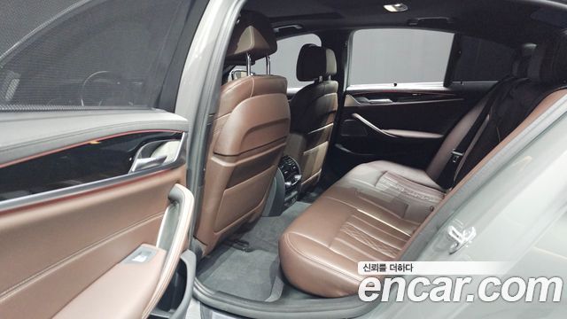 BMW 5 Series (G30) 530e M Sport 2022 — фото 12