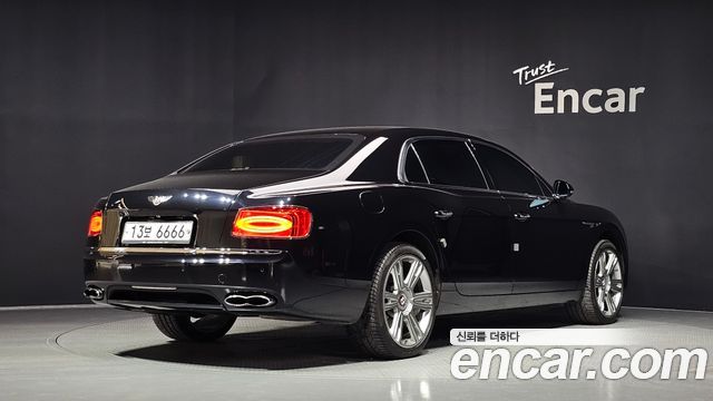 Bentley Flying Spur (II) 4.0 2015 — фото 2