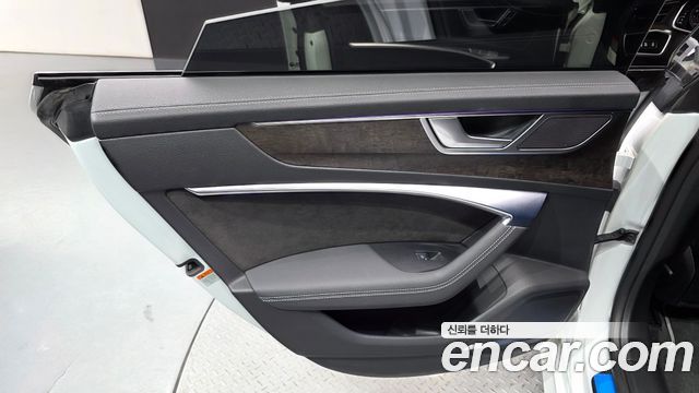 Audi A7 (4K) 55 TFSI Quattro Premium 2020 — фото 25