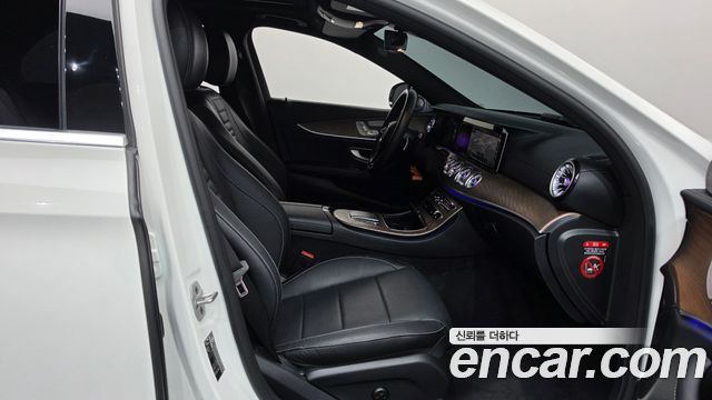 Mercedes-Benz E-Class (W213) E250 Exclusive 2021 — фото 26