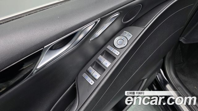 Genesis G80 (RG3) Gasoline 2.5 Turbo AWD 2022 — фото 28