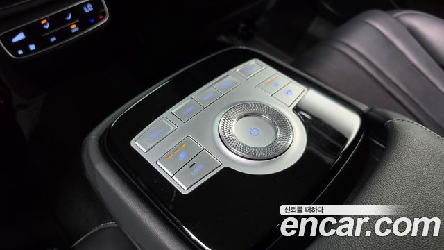 Genesis G80 (RG3) Gasoline 2.5 Turbo AWD 2022 — фото 31
