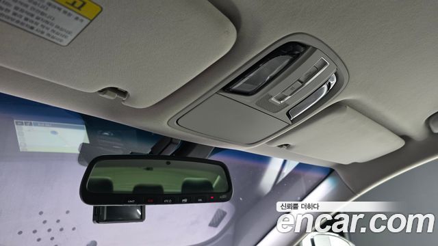 Kia K7 Hybrid Noblesse 2019 — фото 18