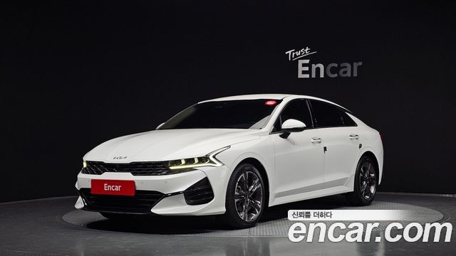 Kia K5 (III) 2.0 Noblesse 2023 — фото 1