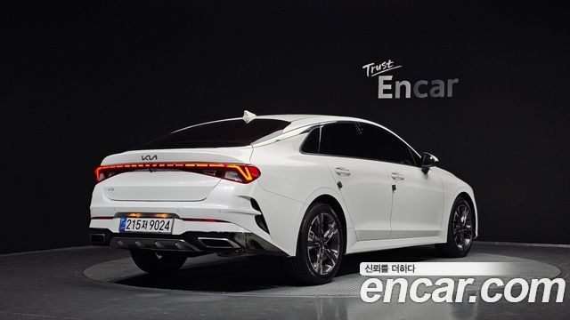 Kia K5 (III) 2.0 Noblesse 2023 — фото 2