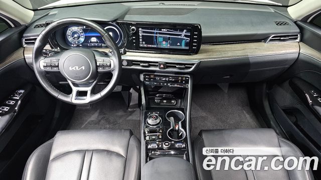 Kia K5 (III) 2.0 Noblesse 2023 — фото 7