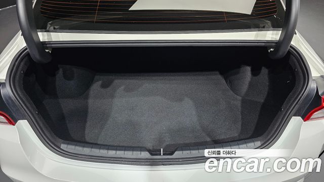 Kia K5 (III) 2.0 Noblesse 2023 — фото 19