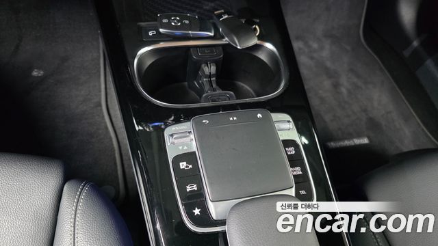 Mercedes-Benz A-Class (W177) A220 Hatchback 2020 — фото 23