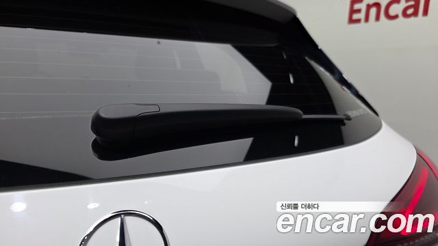 Mercedes-Benz A-Class (W177) A220 Hatchback 2020 — фото 35