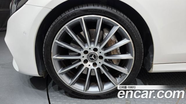 Mercedes-Benz E-Class (W213) E350 4MATIC AMG Line 2019 — фото 5