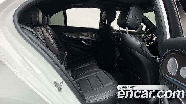 Mercedes-Benz E-Class (W213) E350 4MATIC AMG Line 2019 — фото 11