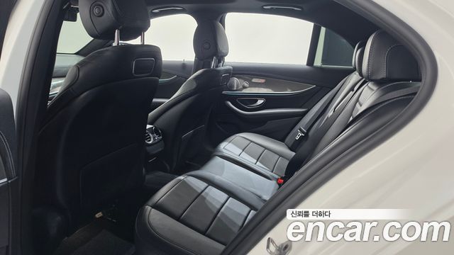 Mercedes-Benz E-Class (W213) E350 4MATIC AMG Line 2019 — фото 20