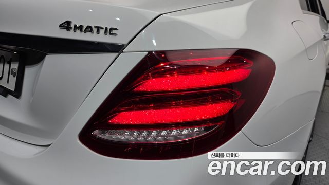 Mercedes-Benz E-Class (W213) E350 4MATIC AMG Line 2019 — фото 23