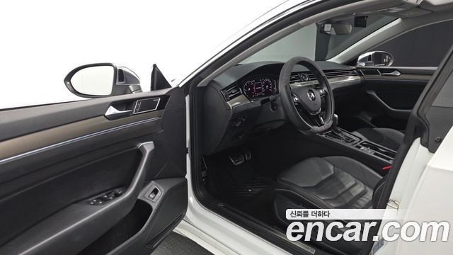 Volkswagen Arteon 2.0 TDI Prestige 2020 — фото 10