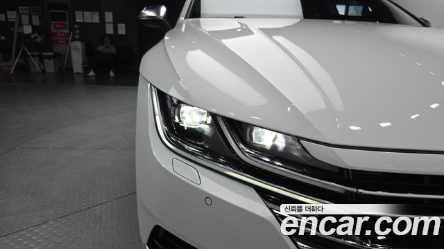 Volkswagen Arteon 2.0 TDI Prestige 2020 — фото 28