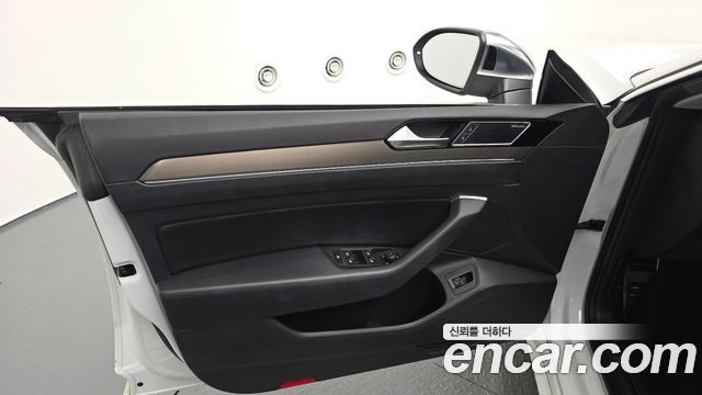 Volkswagen Arteon 2.0 TDI Prestige 2020 — фото 30