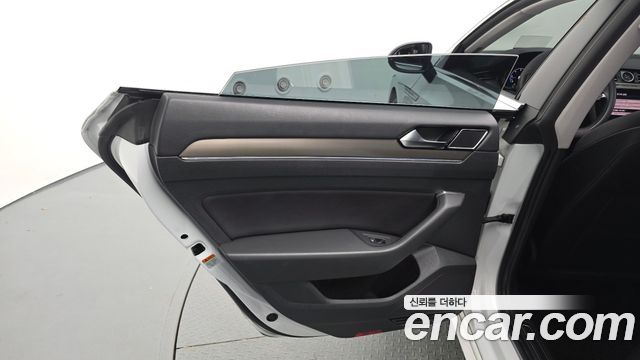 Volkswagen Arteon 2.0 TDI Prestige 2020 — фото 31