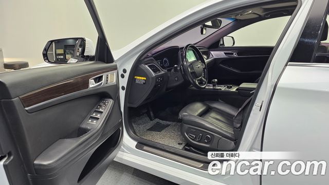 Genesis G80 3.3 GDI AWD Premium Luxury 2017 — фото 10