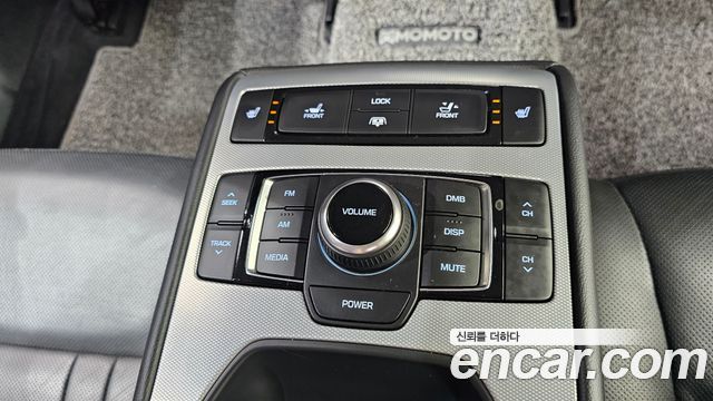 Genesis G80 3.3 GDI AWD Premium Luxury 2017 — фото 17