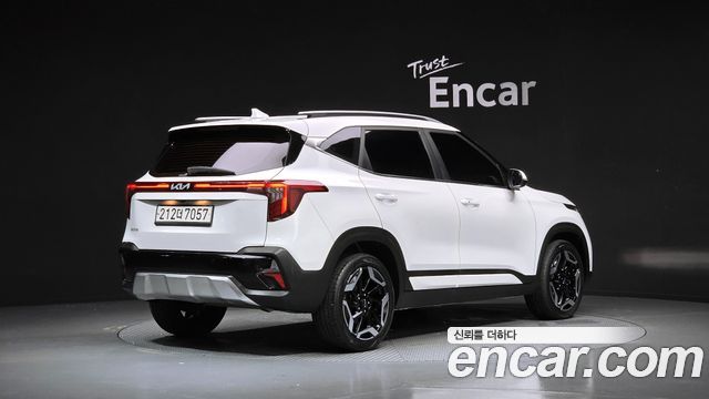 Kia Seltos Gasoline 1.6 Turbo 2WD Signature 2023 — фото 2