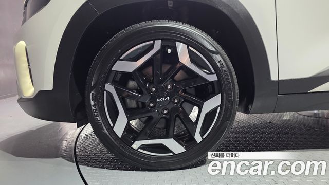 Kia Seltos Gasoline 1.6 Turbo 2WD Signature 2023 — фото 5