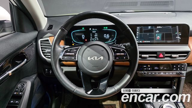 Kia Seltos Gasoline 1.6 Turbo 2WD Signature 2023 — фото 13