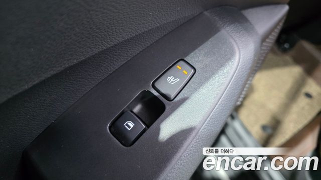 Kia Seltos Gasoline 1.6 Turbo 2WD Signature 2023 — фото 18