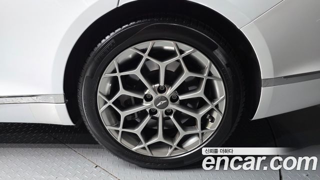 Genesis G80 (RG3) Gasoline 2.5 Turbo AWD 2022 — фото 21