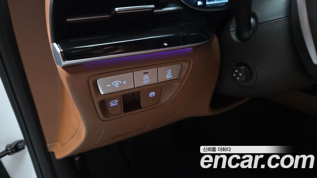 Genesis G80 (RG3) Gasoline 2.5 Turbo AWD 2022 — фото 28
