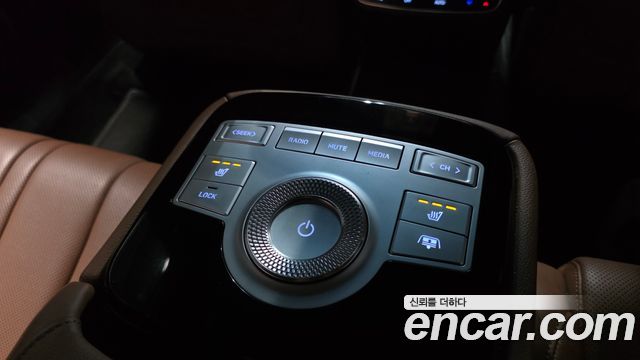 Genesis G80 (RG3) Gasoline 2.5 Turbo AWD 2022 — фото 29
