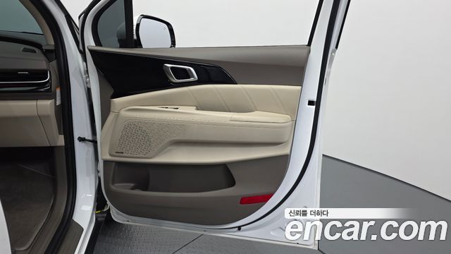Kia Carnival (IV) HEV 9seater Signature 2024 — фото 24
