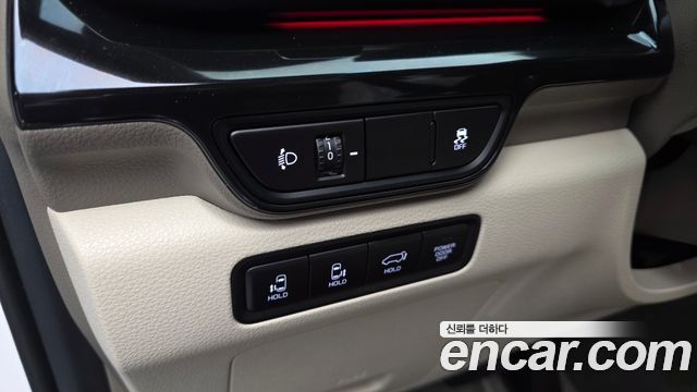 Kia Carnival (IV) HEV 9seater Signature 2024 — фото 36