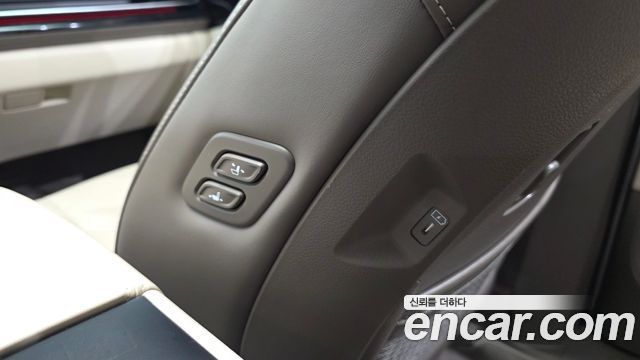 Kia Carnival (IV) HEV 9seater Signature 2024 — фото 38