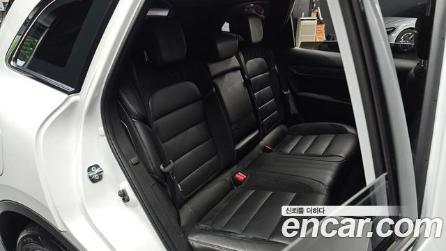 Renault Korea QM6 2.0 LPe Premiere 2WD 2023 — фото 11