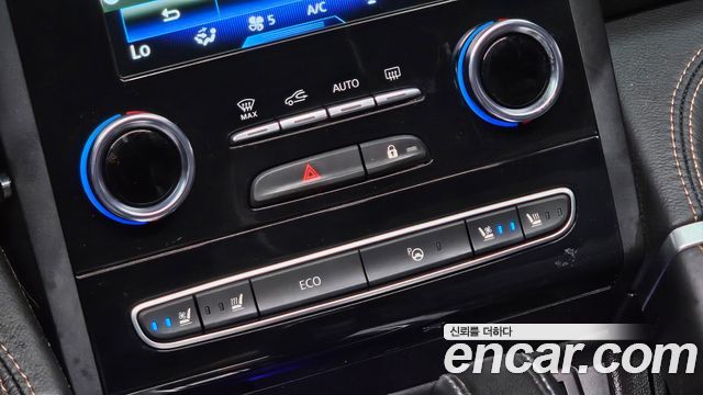 Renault Korea QM6 2.0 LPe Premiere 2WD 2023 — фото 20