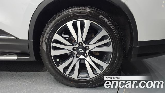 Renault Korea QM6 2.0 LPe Premiere 2WD 2023 — фото 21