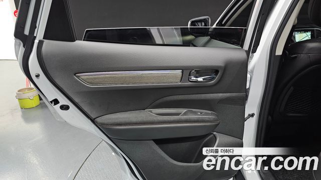 Renault Korea QM6 2.0 LPe Premiere 2WD 2023 — фото 25